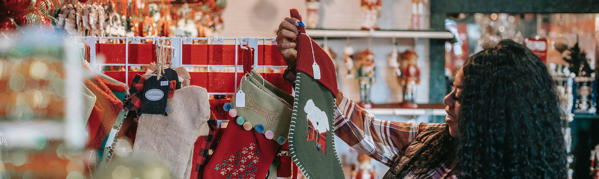 Bright Smiles for the Holidays: Dentist-Approved Stocking Stuffers